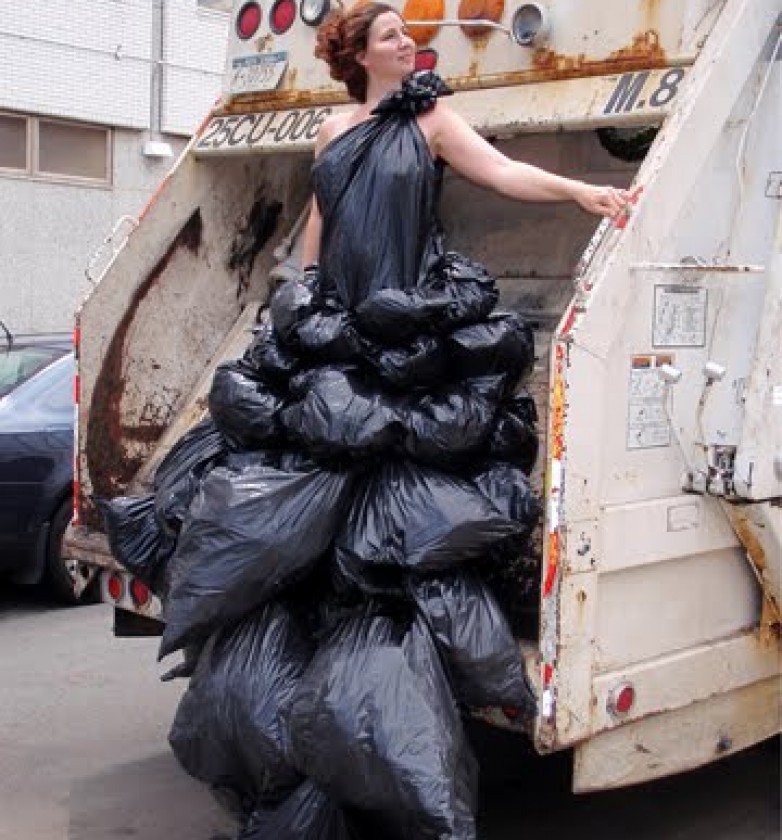 RSTKLTR_RobinBarcusGarbageDress#1